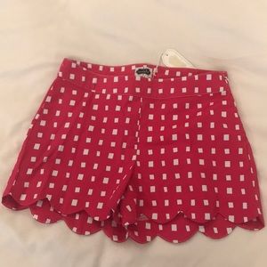 NWT Mud Pie Scalloped hem shorts